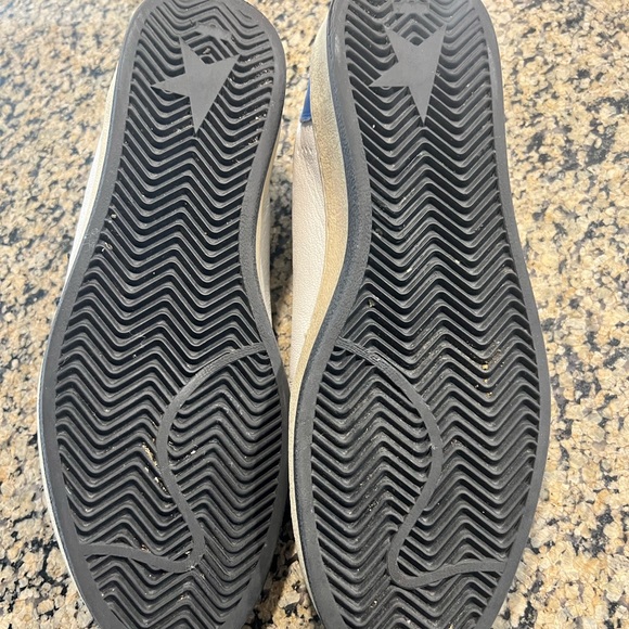 Authentic Mens Golden Goose Sneakers. - Picture 5 of 5